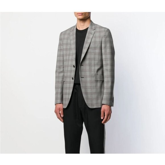 Dolce & Gabbana Logo Crew Neck Plain T-Shirt in Black - Picture 5 of 7